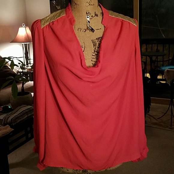 Coral Blouse - Picture 5 of 5